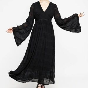 Disturbia Deirdre Flute Sleeve Maxi Dress NWT
